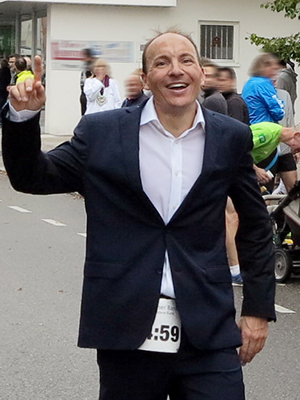 Marathon im Anzug